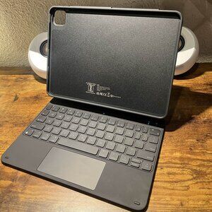 ESR iPad Air 11 Inch Case with Keyboard (M3/M2, 2025/2024)